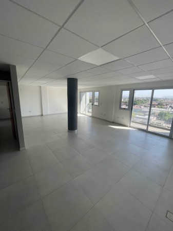 EDIFICIO CORPORATIVO. OFICINAS. CONSULTORIOS