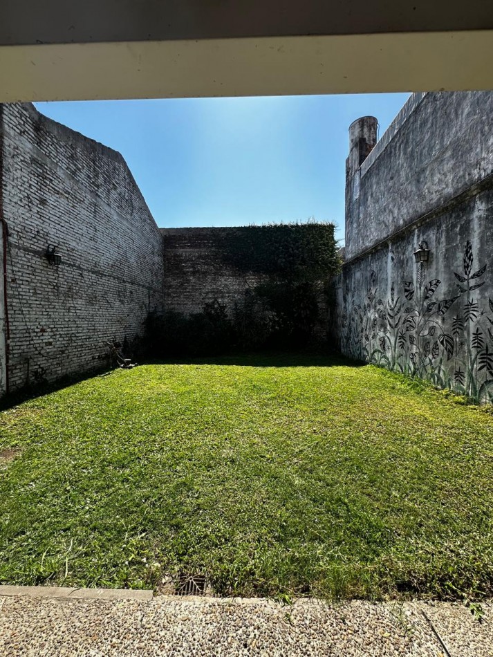 Casa en zona de Parque Avellaneda