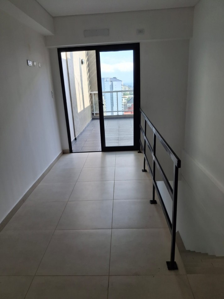 1 DORMITORIO TIPO DUPLEX
