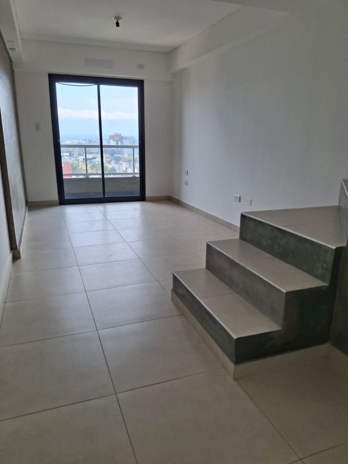 1 DORMITORIO TIPO DUPLEX