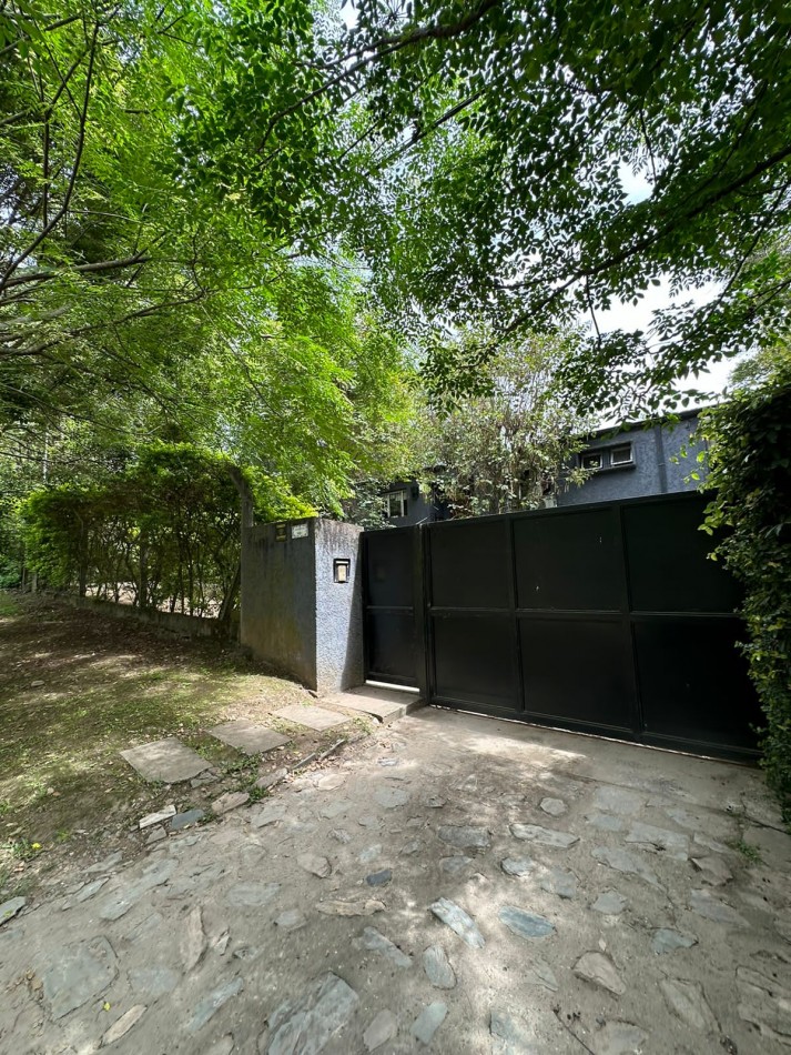CASA EN EL CORTE, YB