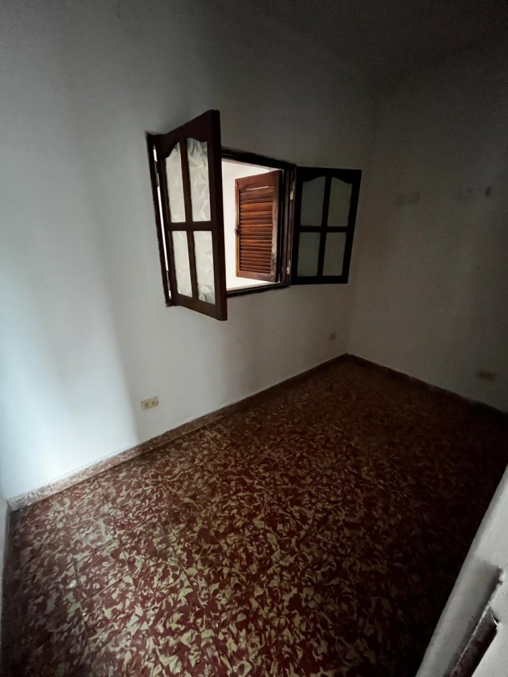 CASA EN BARRIO SUR