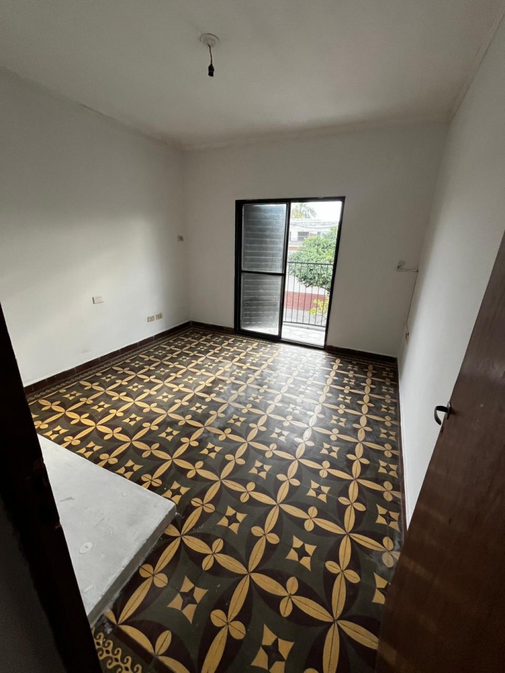 CASA EN BARRIO SUR
