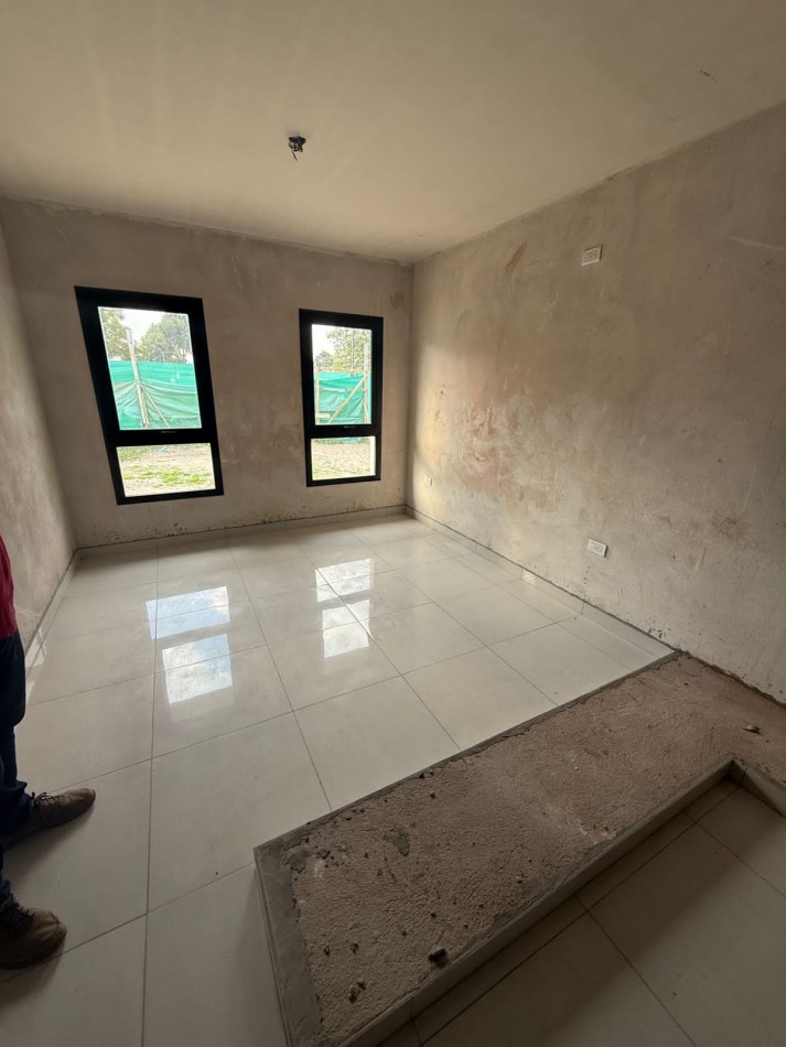 CASA A ESTRENAR EN BARRIO PRIVADO DIVISADERO