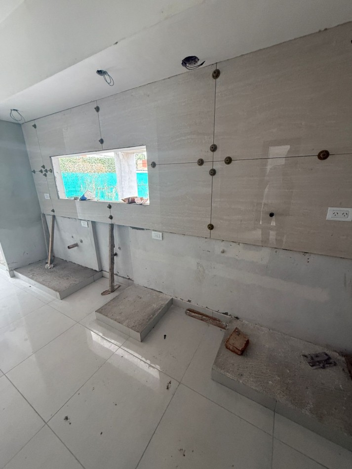 CASA A ESTRENAR EN BARRIO PRIVADO DIVISADERO