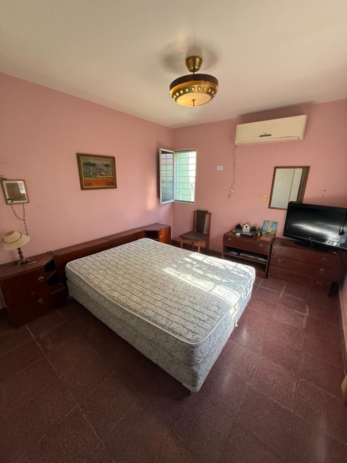 CASA EN ZONA AV. MATE DE LUNA AL 2600