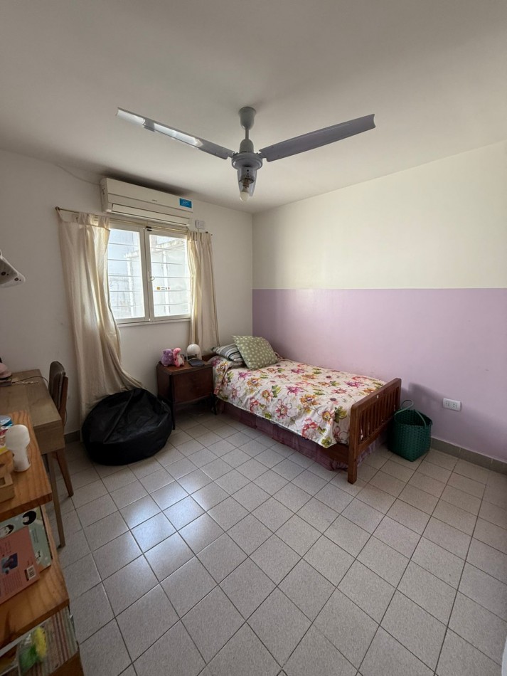 CASA EN BARRIO ODONTOLOGICO