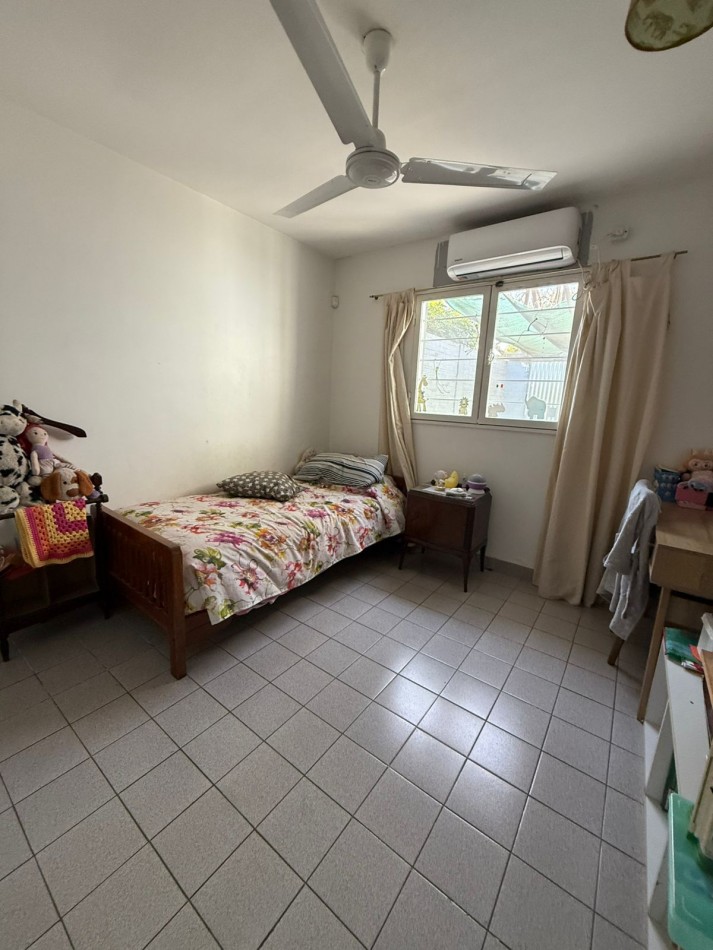 CASA EN BARRIO ODONTOLOGICO