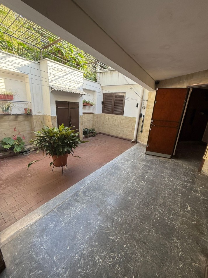 IMPORTANTE PROPIEDAD EN AV. ACONQUIJA