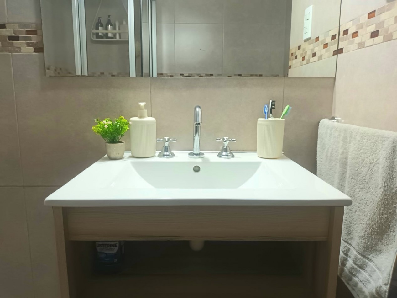 CASA EN BARRIO FEPUT- ALT AV. AMERICA AL 2100