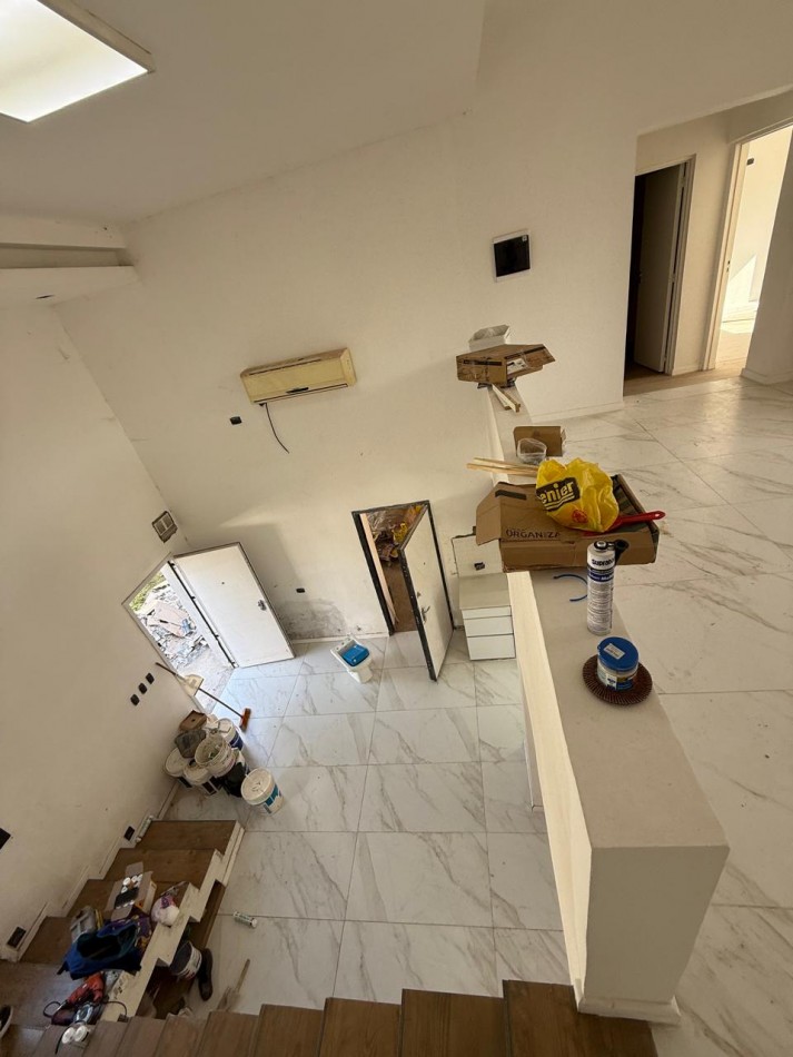 ESPECTACULAR CASA EN EL CORTE- YERBA BUENA