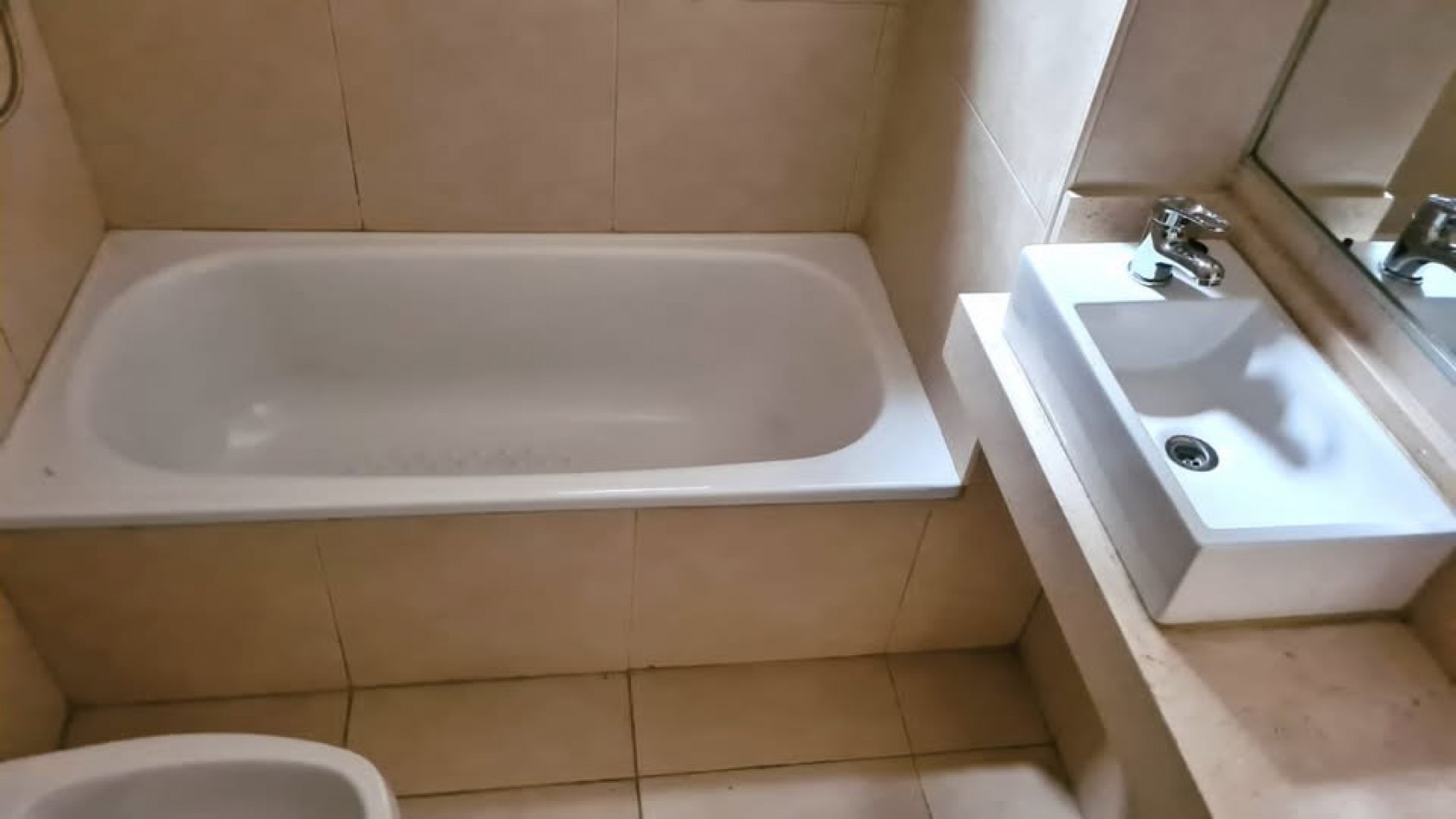 MONOAMBIENTE EN ALQUILER