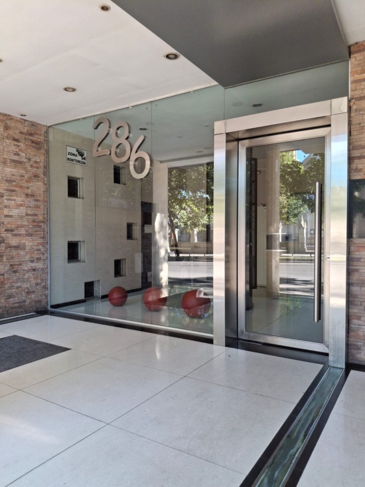 DEPTO DE 2 DORMITORIOS EN BARRIO NORTE