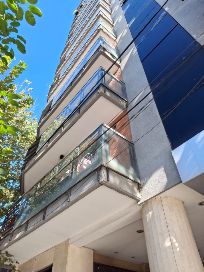 DEPTO DE 2 DORMITORIOS EN BARRIO NORTE