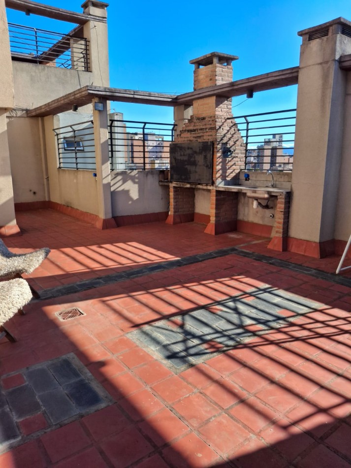 DEPTO DE 2 DORMITORIOS EN BARRIO NORTE