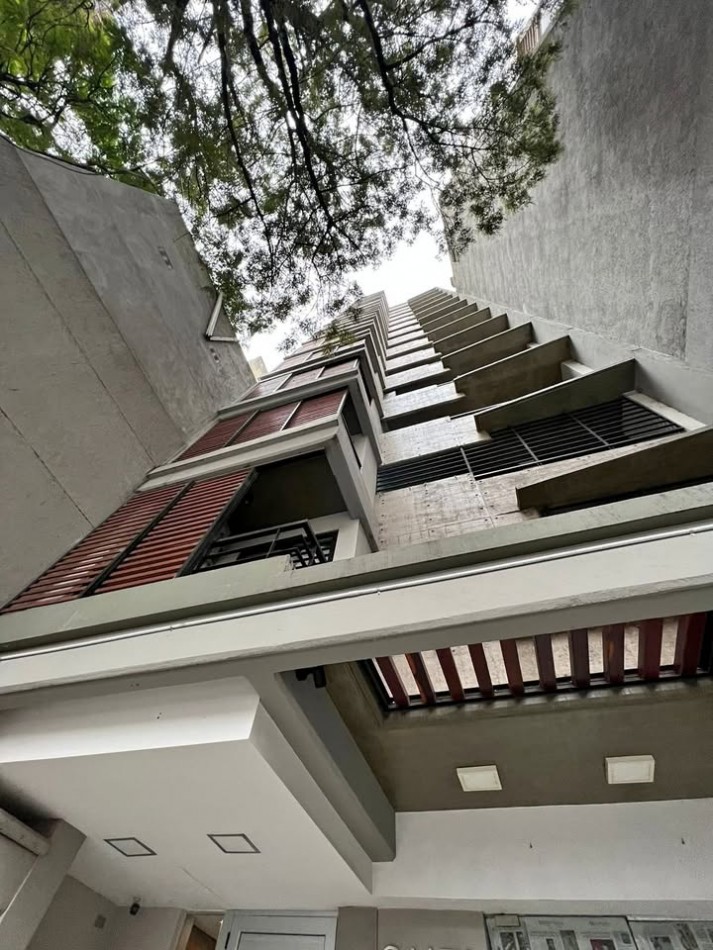 MONOAMBIENTE EN VENTA EN BARRIO NORTE