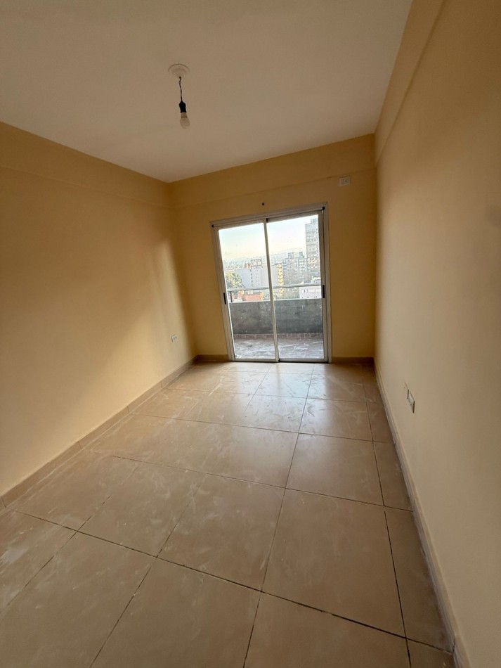 1 DORMITORIO CON COCHERA EN ALQUILER- BARRIO NORTE