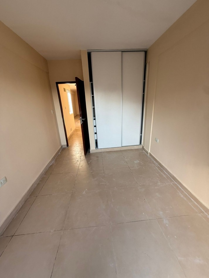 1 DORMITORIO CON COCHERA EN ALQUILER- BARRIO NORTE