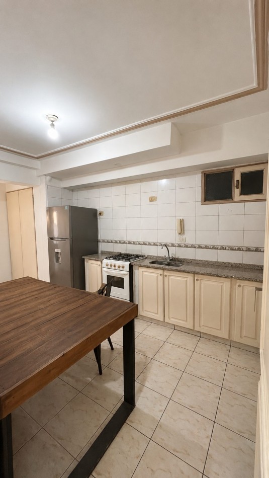 Departamento MONOAMBIENTE — Av. Avellaneda 437