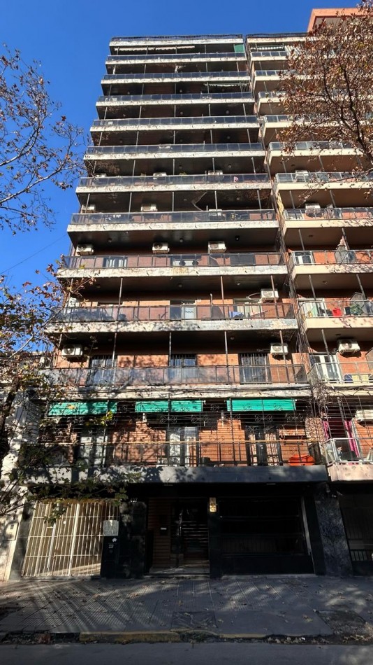 Departamento MONOAMBIENTE — Av. Avellaneda 437