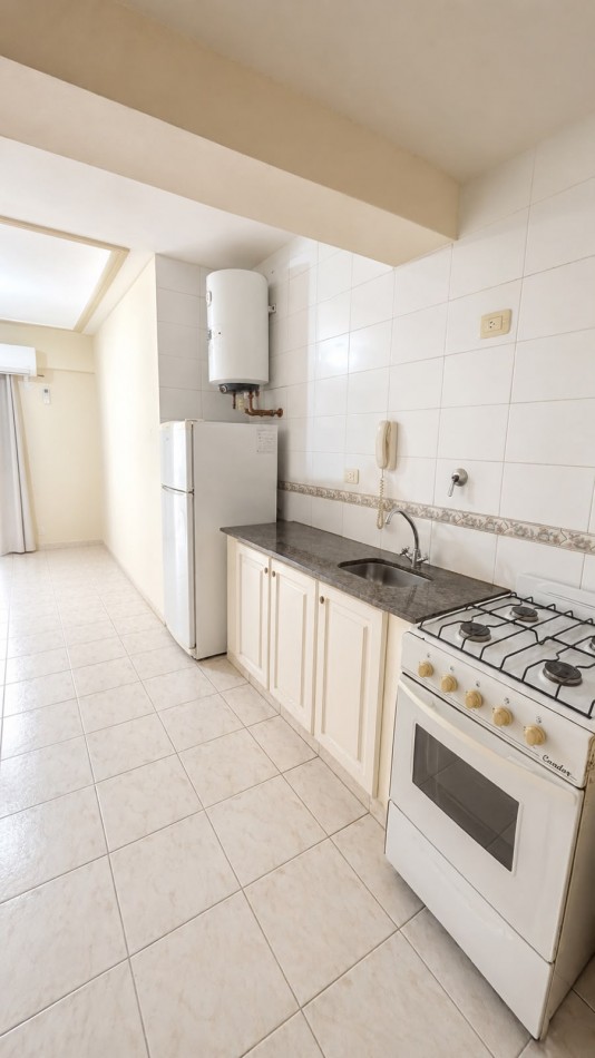 Departamento 1 dormitorio — Av. Avellaneda 437
