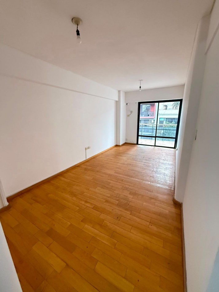DEPARTAMENTO 1 DORMITORIO EN VENTA - SANTIAGO 700
