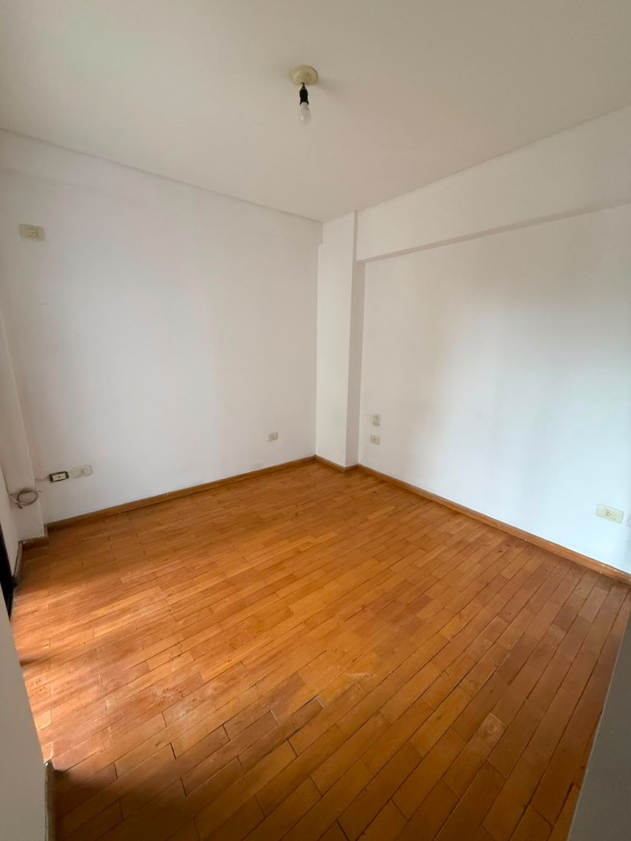 DEPARTAMENTO 1 DORMITORIO EN VENTA - SANTIAGO 700