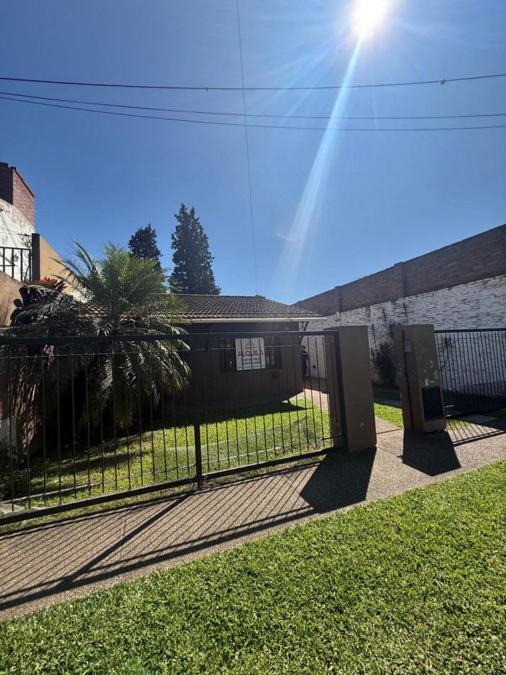 CASA 3 DORMITORIOS