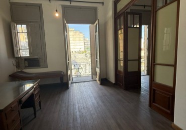 ENCANTADOR DEPARTAMENTO EN MICROCENTRO