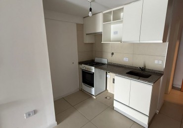 Amplio Monoambiente en Barrio Sur